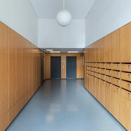 Bright & Comfy Flat In By Lovelystay * Lisboa